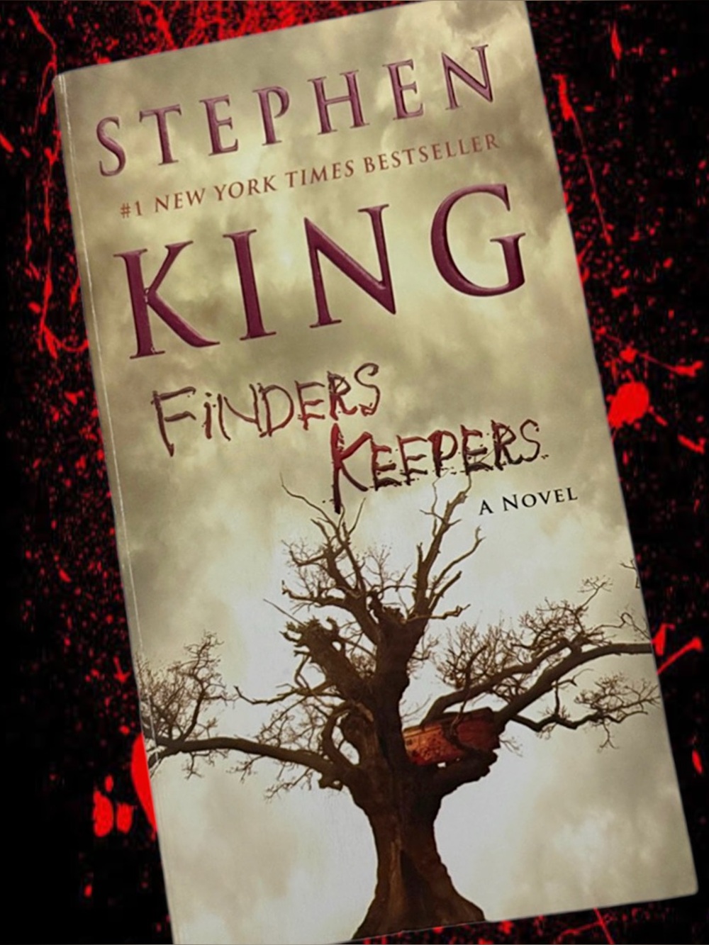 Stephen King - Finders Keepers Paperback Novel